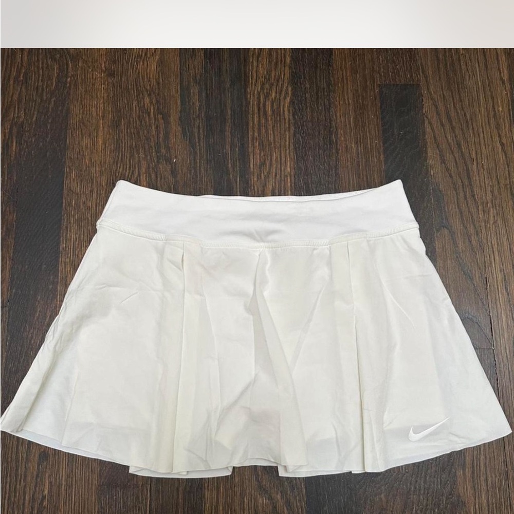 Nike Cream Dri-FIT Skirt